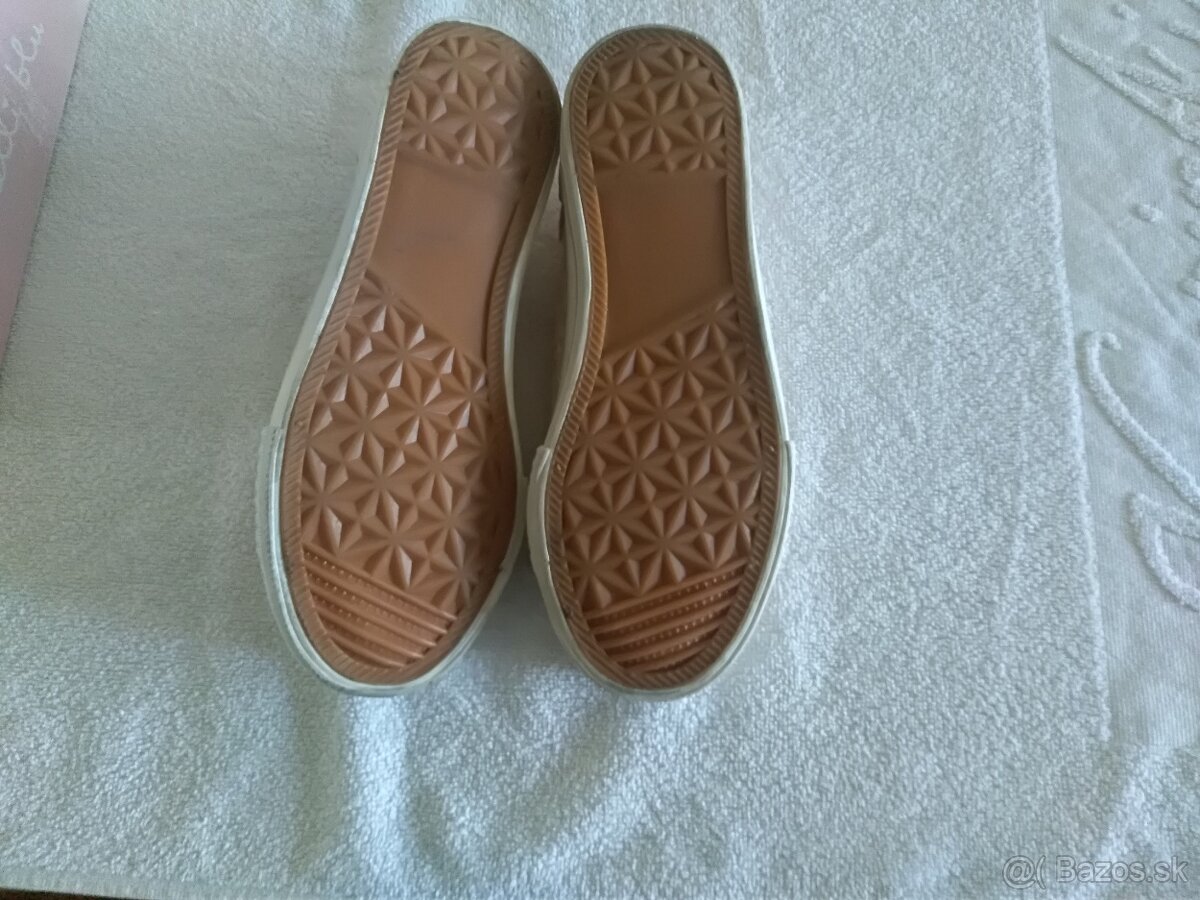 Dievcenske topanky velkost 33 - 4