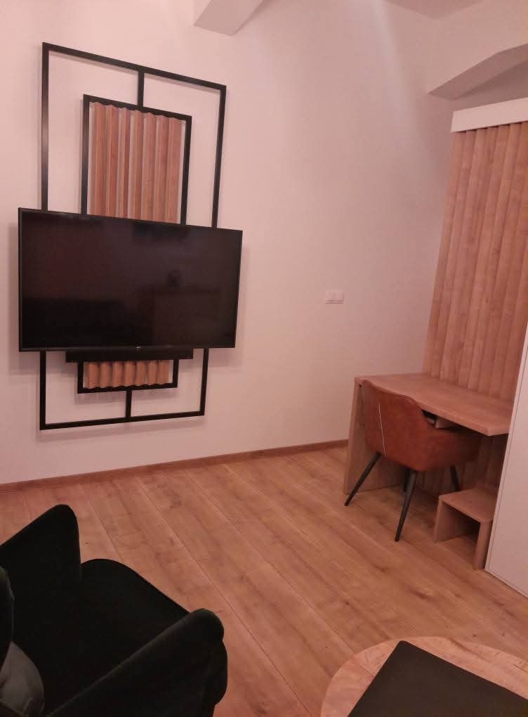 Prenájom 1 izbový byt - 4