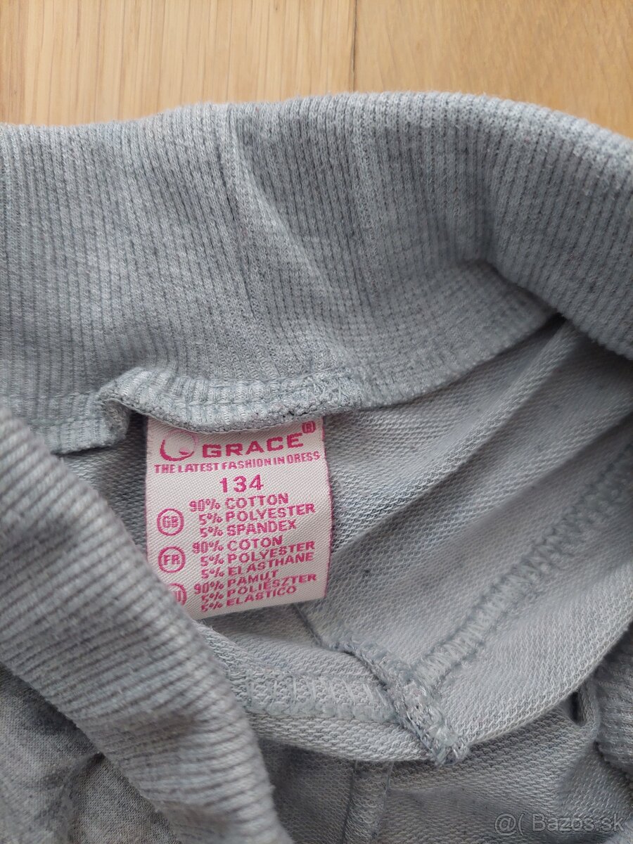 Dievčenské tepláky veľ.134 - 4