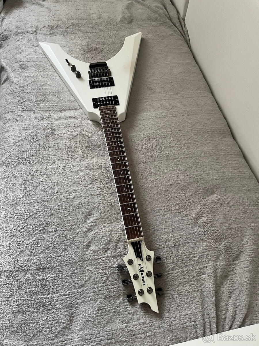 PK Guitars "V"- čko - 4