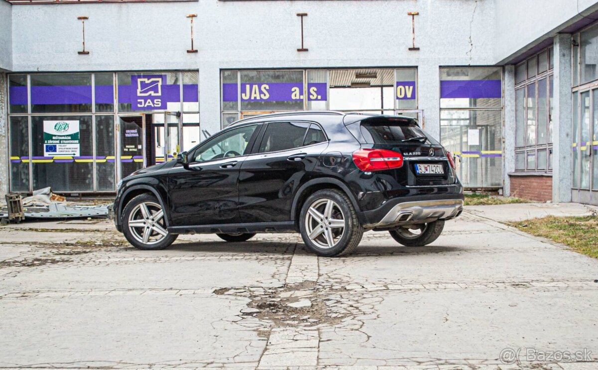Mercedes-Benz GLA 220 d 4MATIC A/T - 4