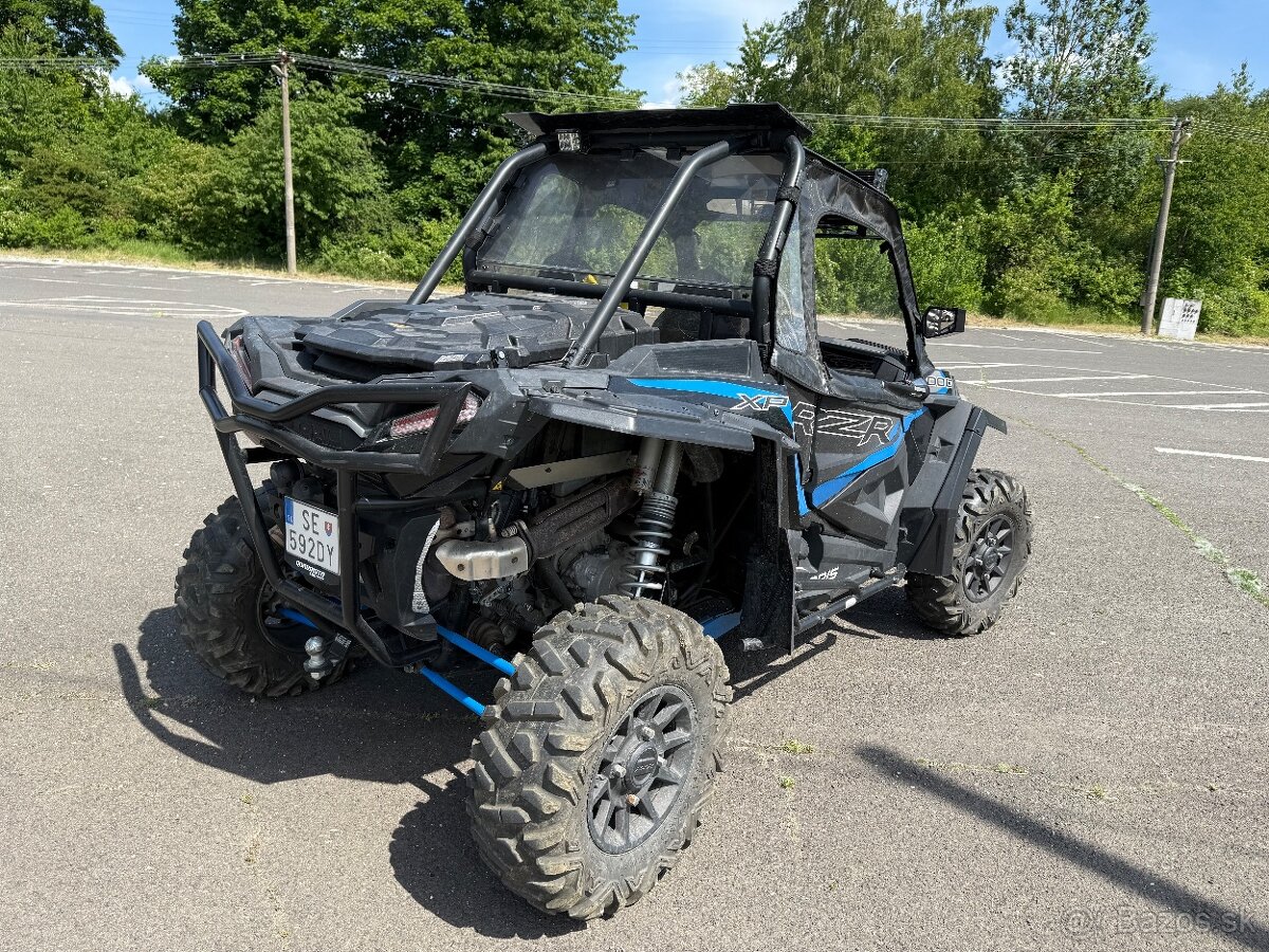 Polaris RZR XP1000