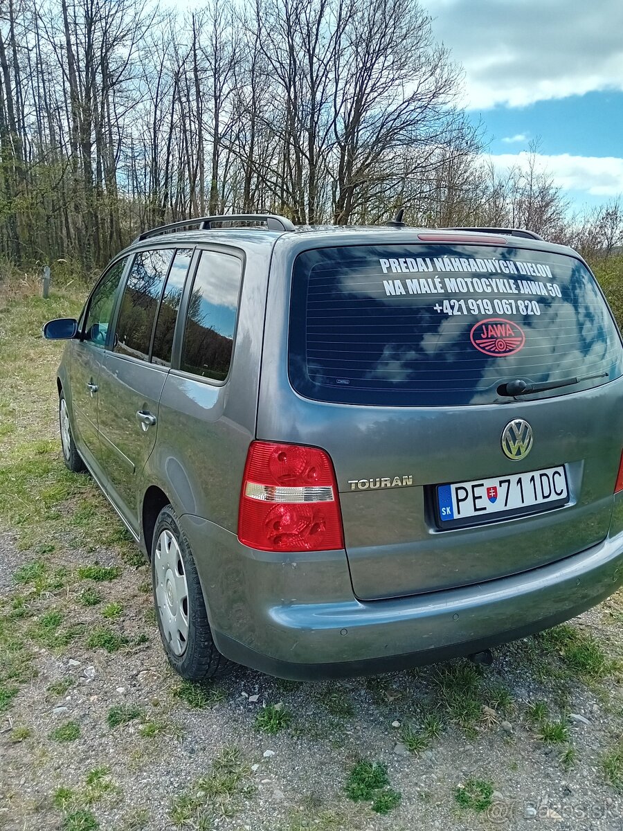 Volkswagen Touran 1.9 TDI 77Kw - 4
