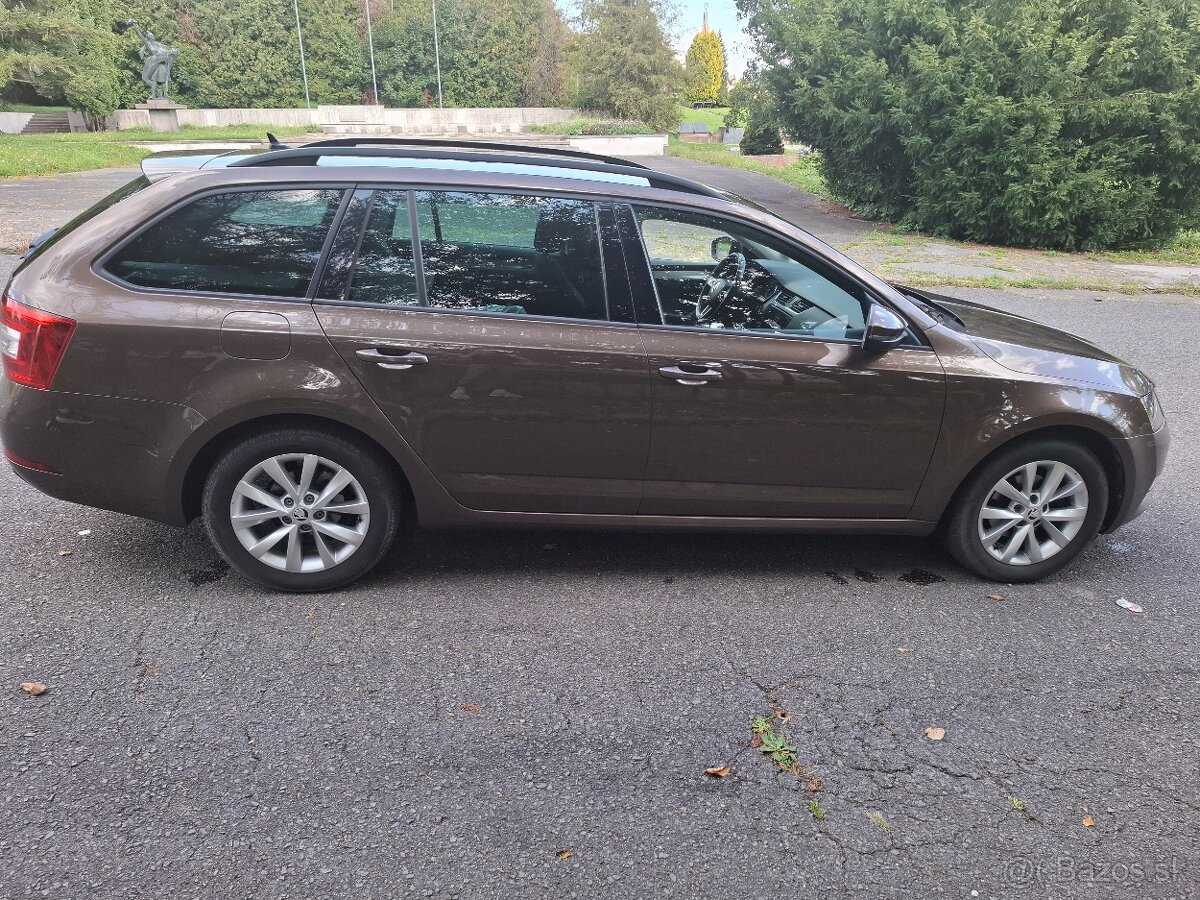 Škoda Octavia Combi 1.6 TDI 85 kW/ 114k Ambiente, automat - 4