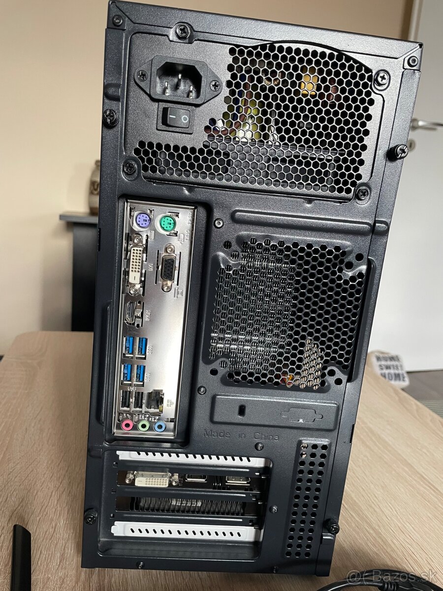 PC Ryzen 3 1200 + RX 570 16GB RAM + 1TB SSD - 4