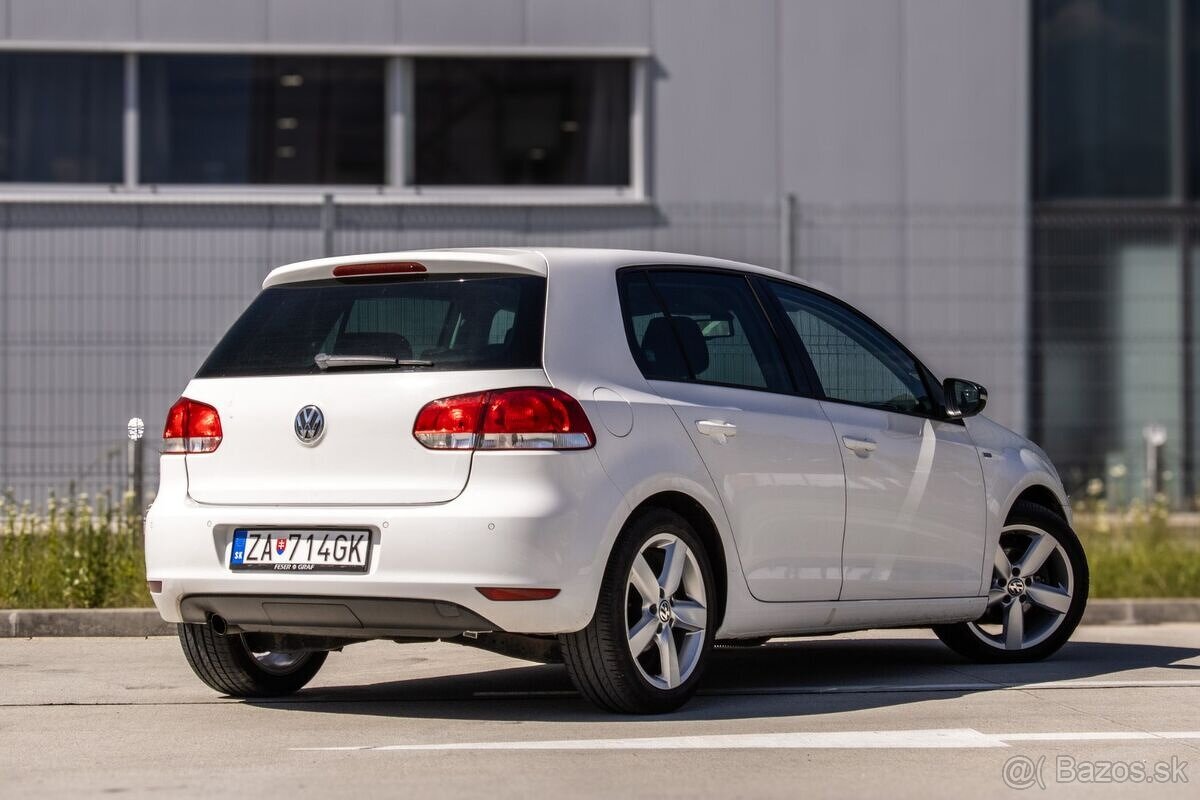 Volkswagen Golf Trendline 77kW MT/5 - 4