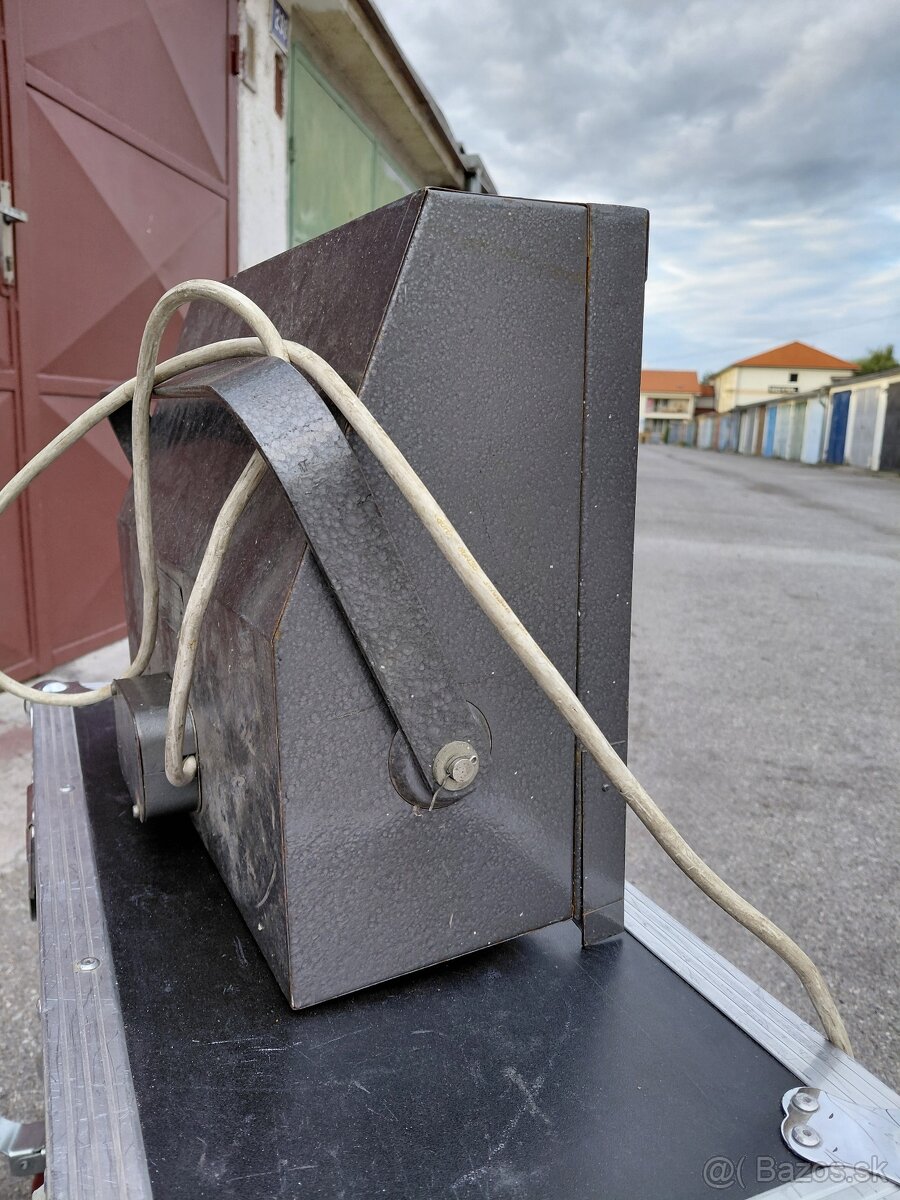 1000w - 4