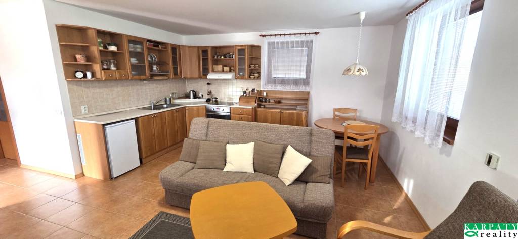 Na predaj zánovný, útulný rodinný dom, Šurovce - 4