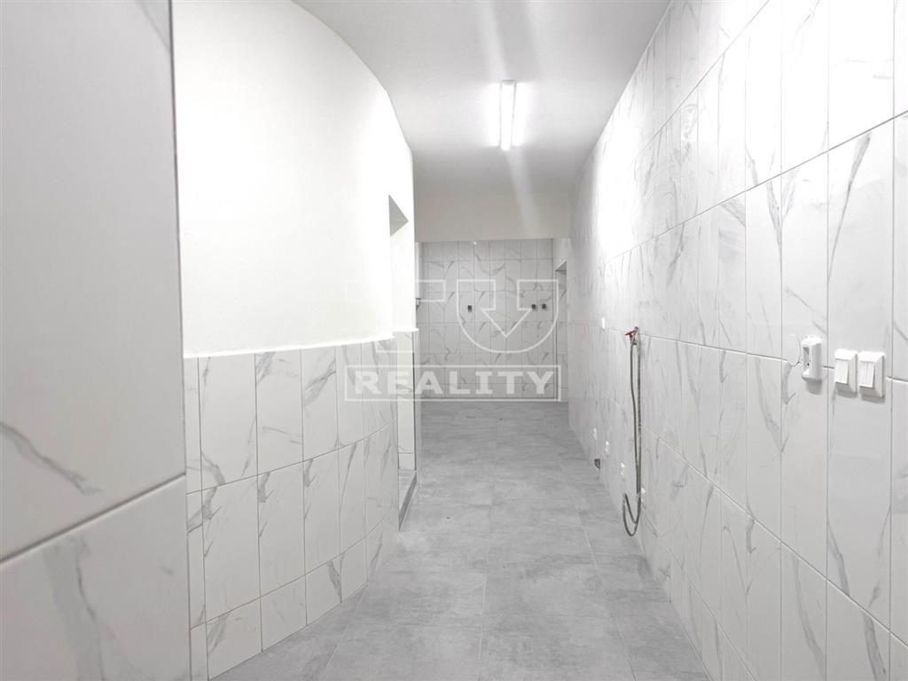 Prenájom viacerých obchodných priestorov – Piešťany, centrum - 4