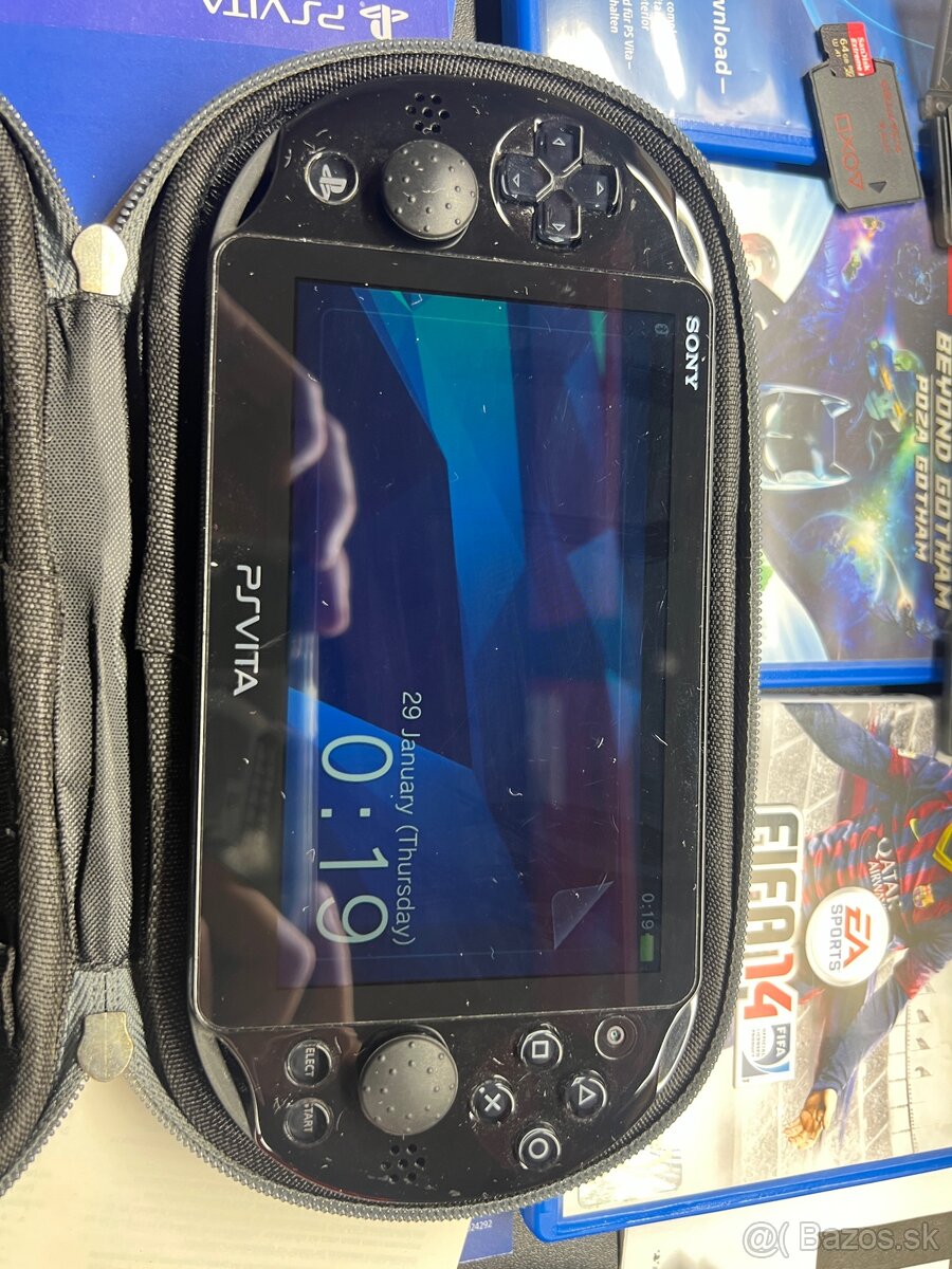 Ps Vita Wi-fi pch-2004 black - 4