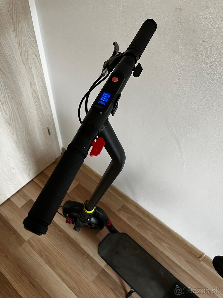 elektrická kolobežka - 4