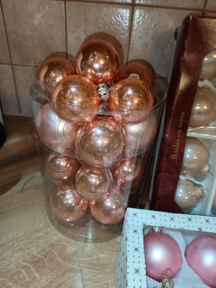 Sklenené vianočné gule. - 4