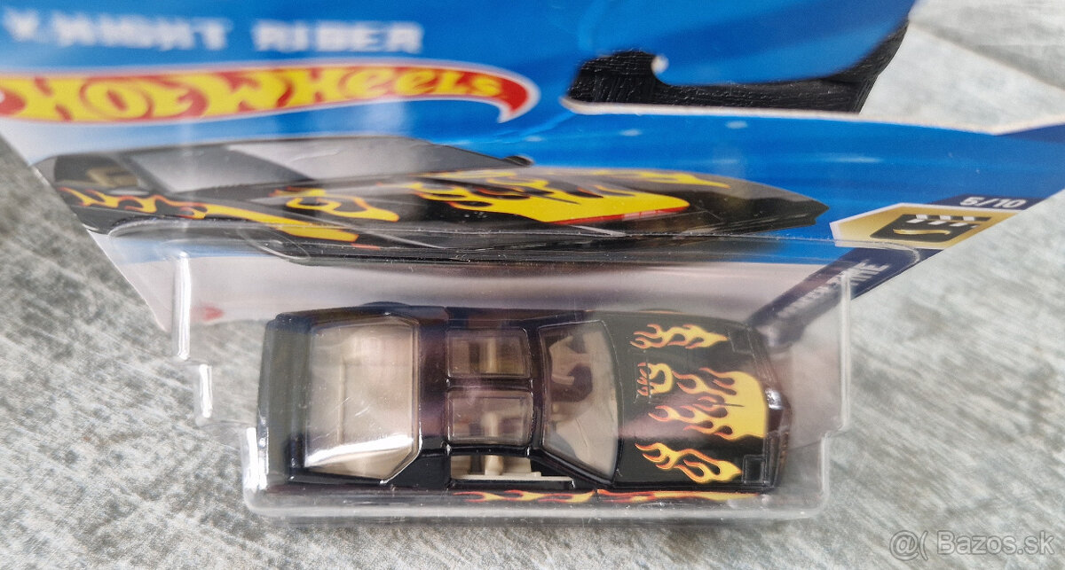 Hot Wheels K.I.T.T. - 4