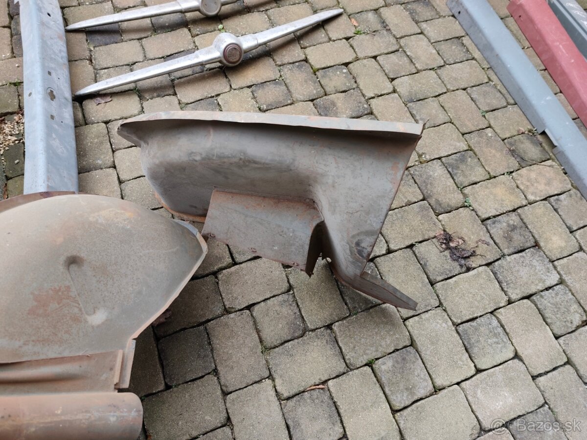 NAHRADNE DIELY SPARTAK ,Octavia - 4