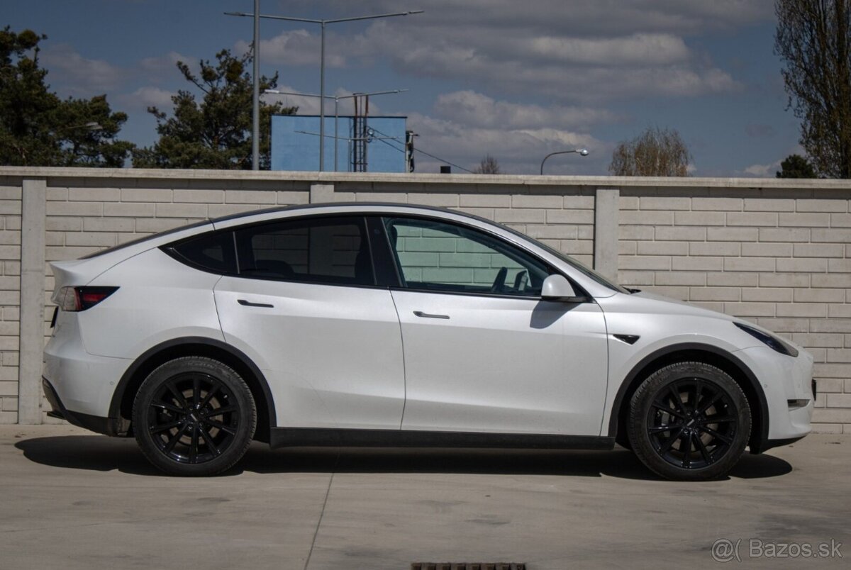 Tesla Model Y Long Range 378kW - 4
