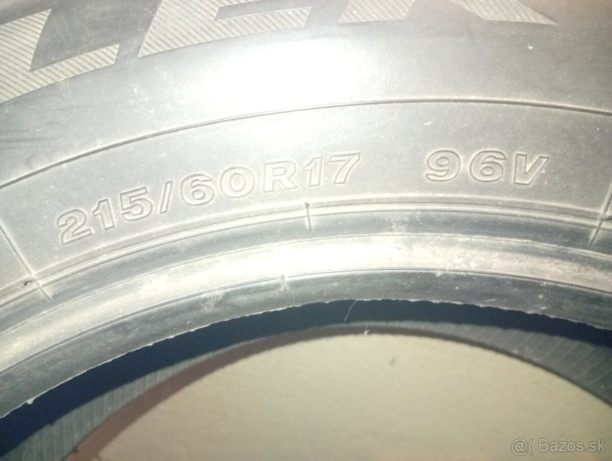 Bridgestone 215/60R17 96V - 4