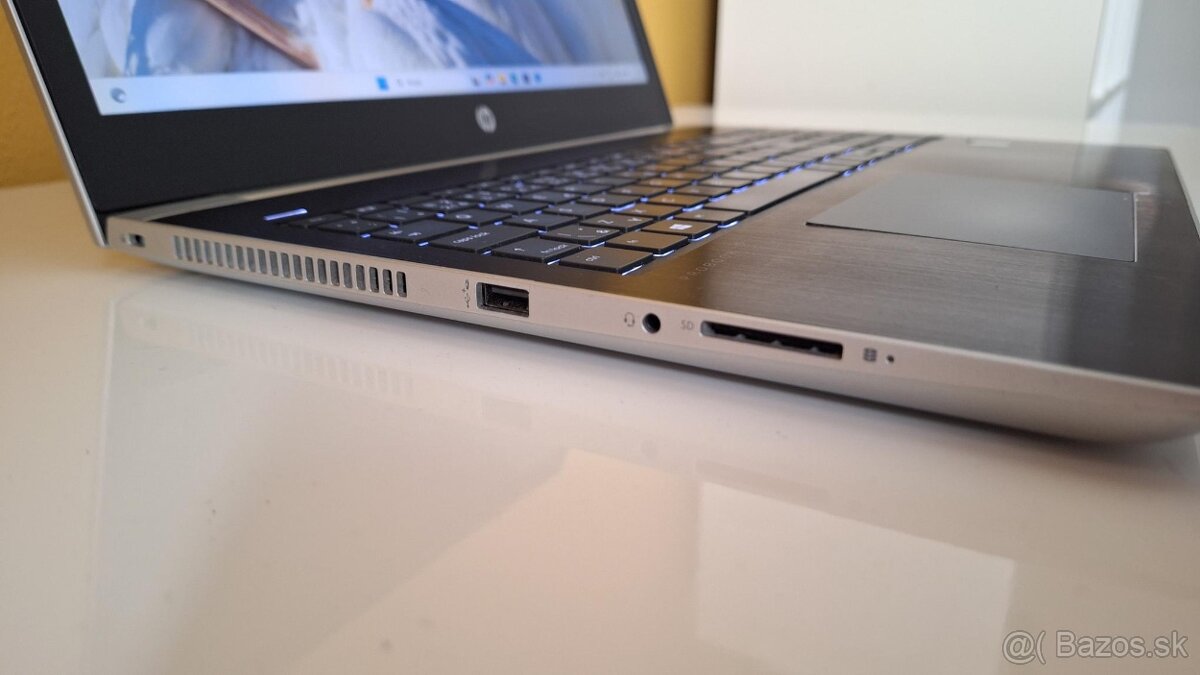 HP Probook 450 G5 + 24 palcovy monitor - 4