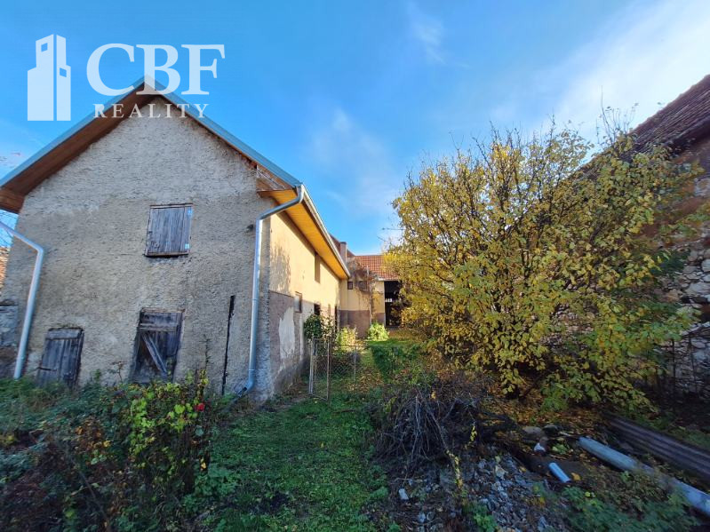 RODINNÝ DOM NA PREDAJ V OBCI PLEŠIVEC - 4