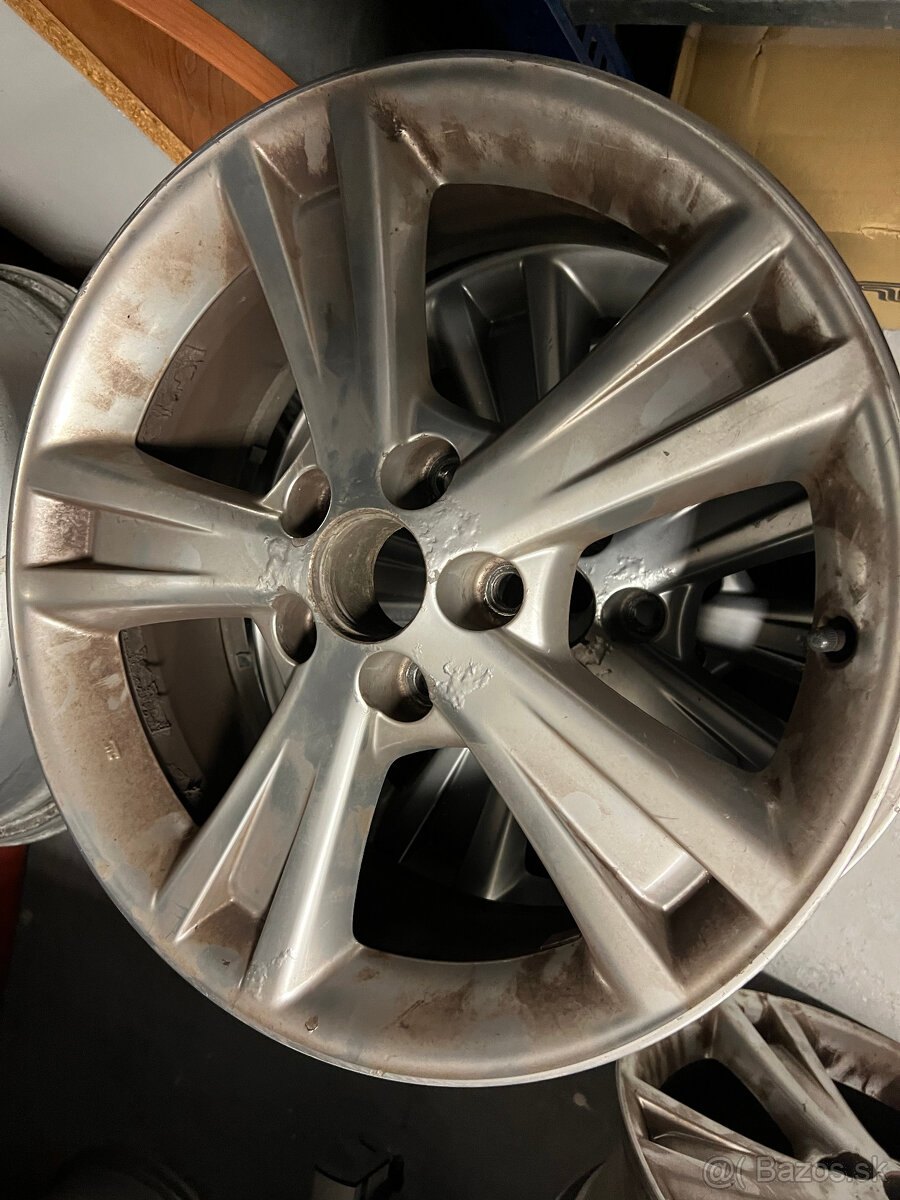 Predám 4ks disky 18" 5x114.3 Lexus/Toyota - 4