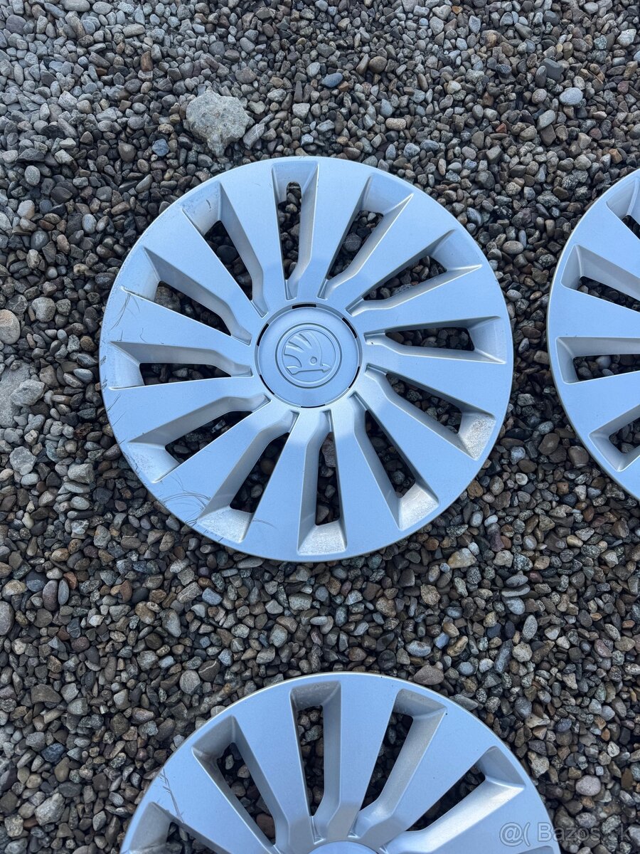 Original skoda puklice r16 - 4