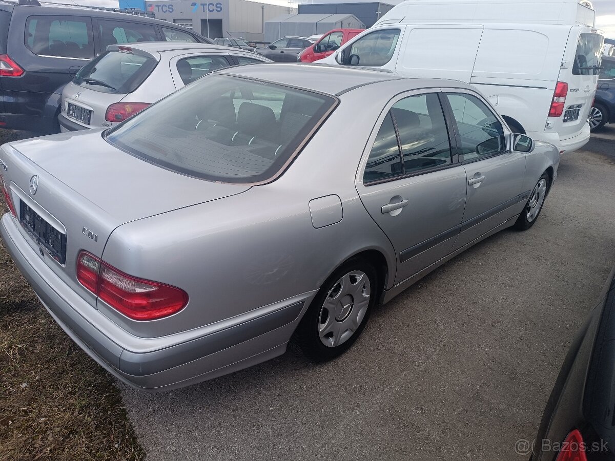 Predám Mercedes Benz E 200 CDI W 210 - 4