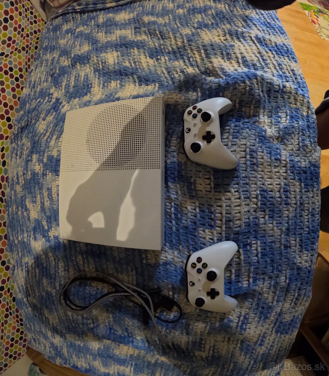 Xbox one S - 4