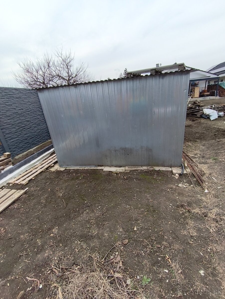 Stavebná búda - garáž - 4