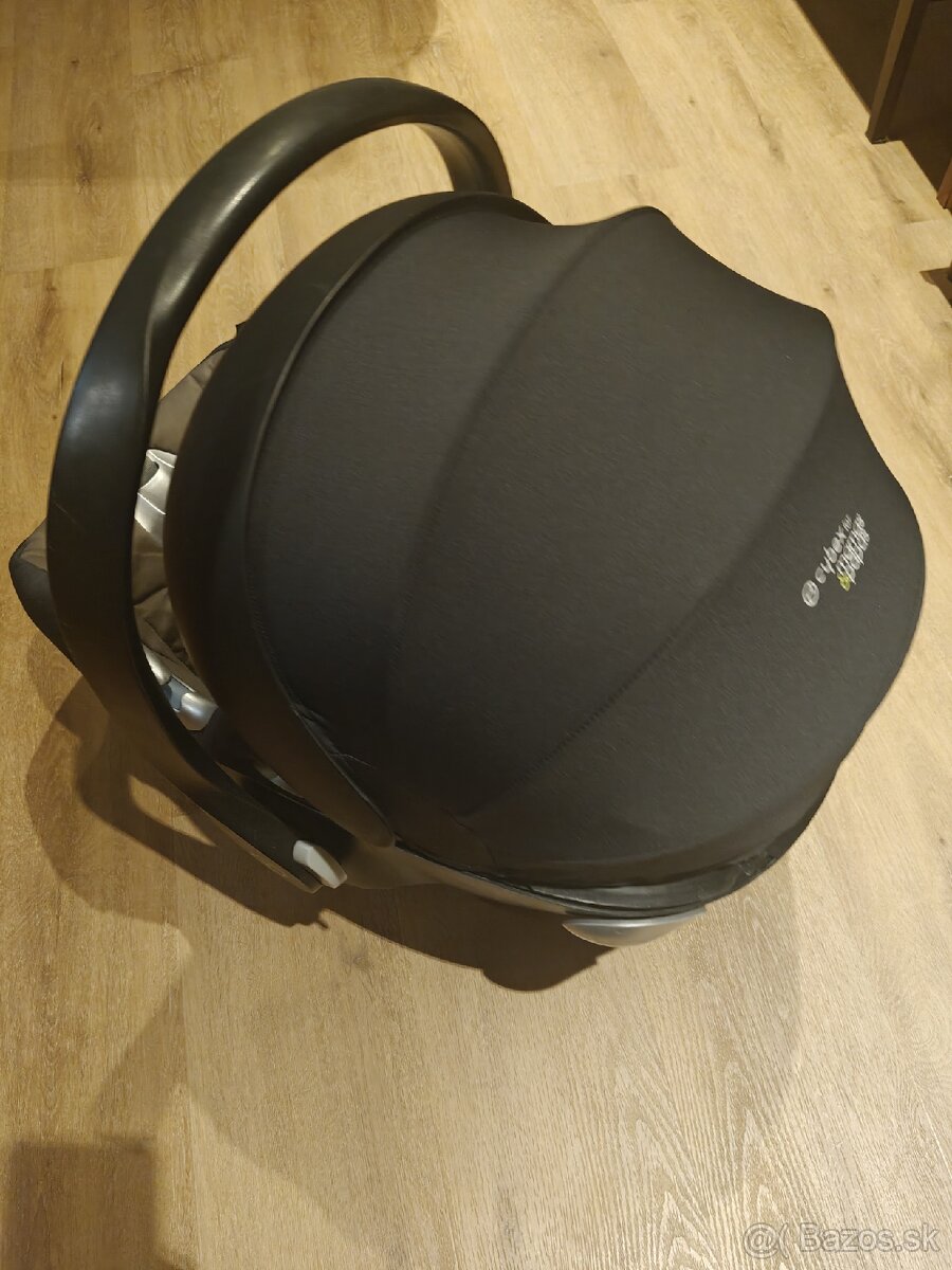 Cybex Aton Q vajicko s isofixom a novorodeneckou vlozkou - 4