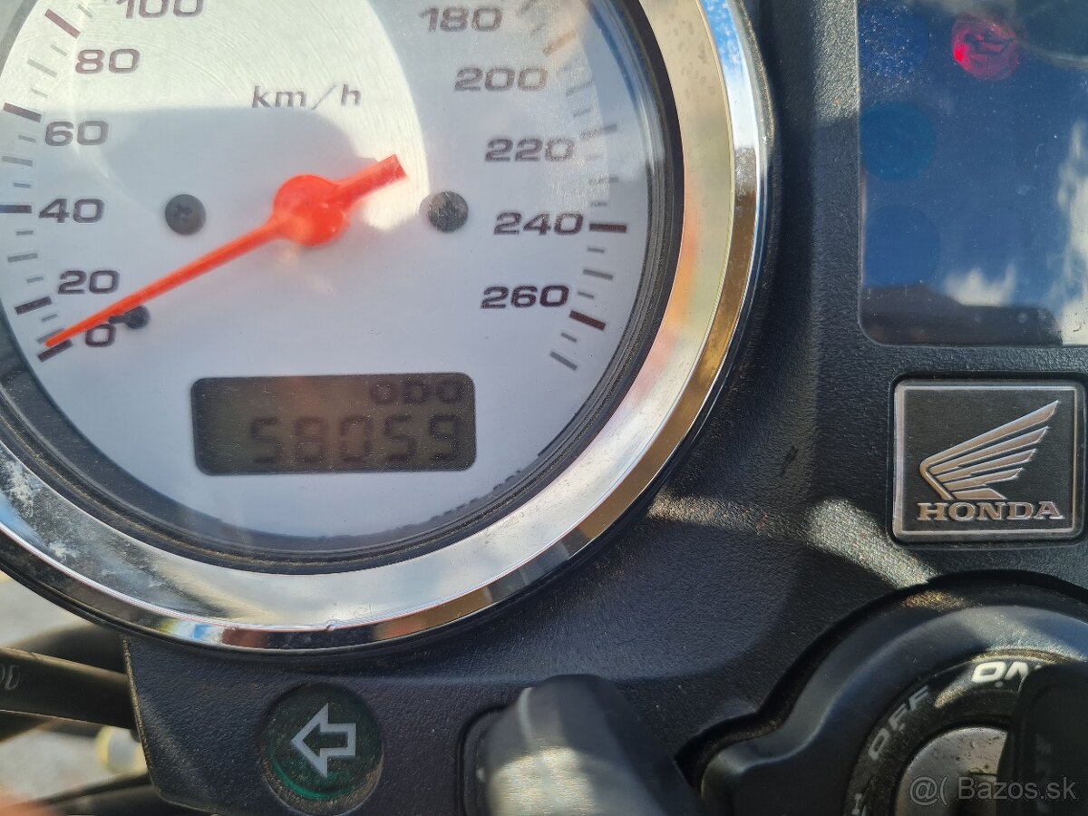 Honda CB600 Hornet 2003 - 4