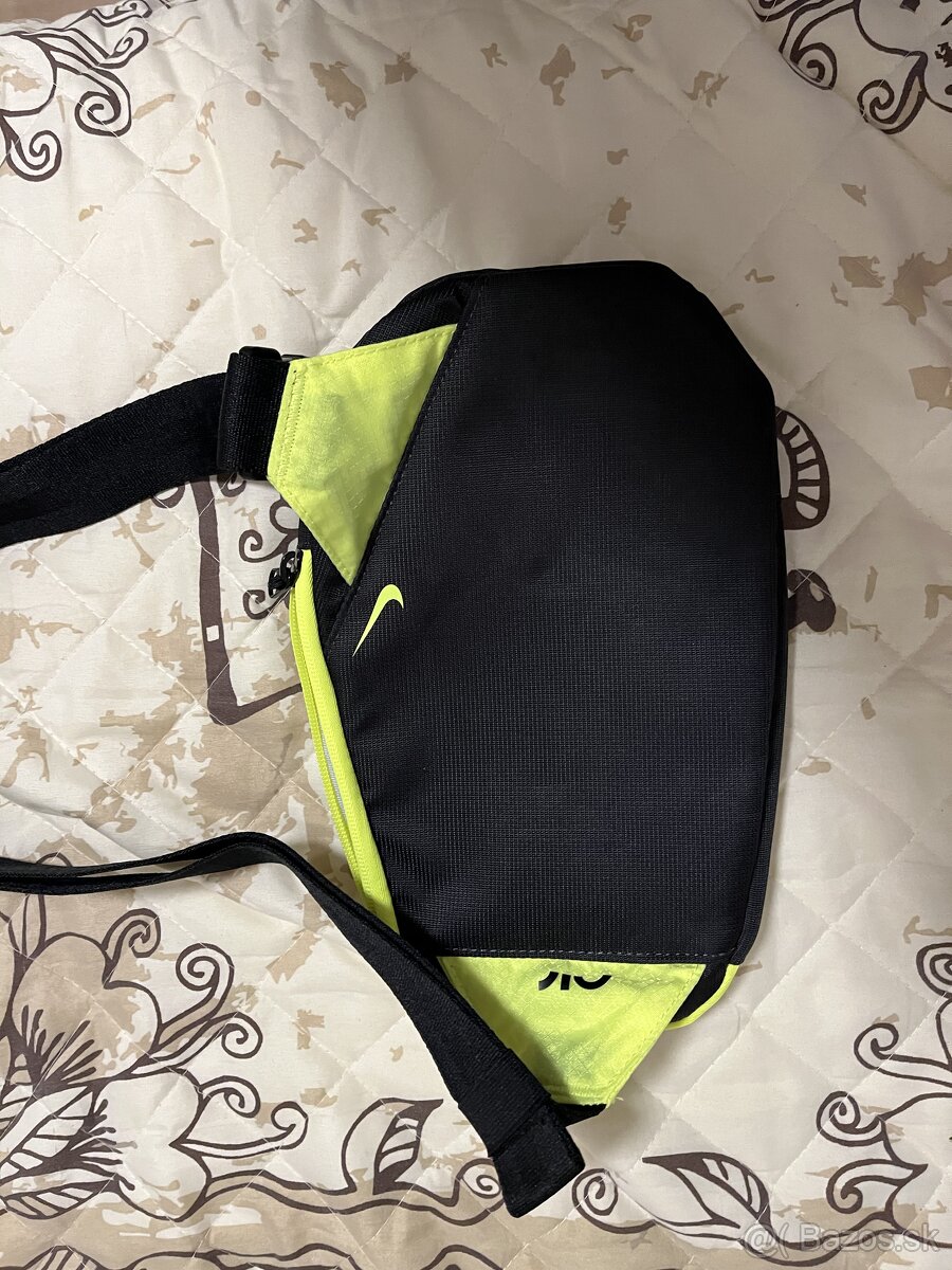 Predam Nike tasticku novu - 4