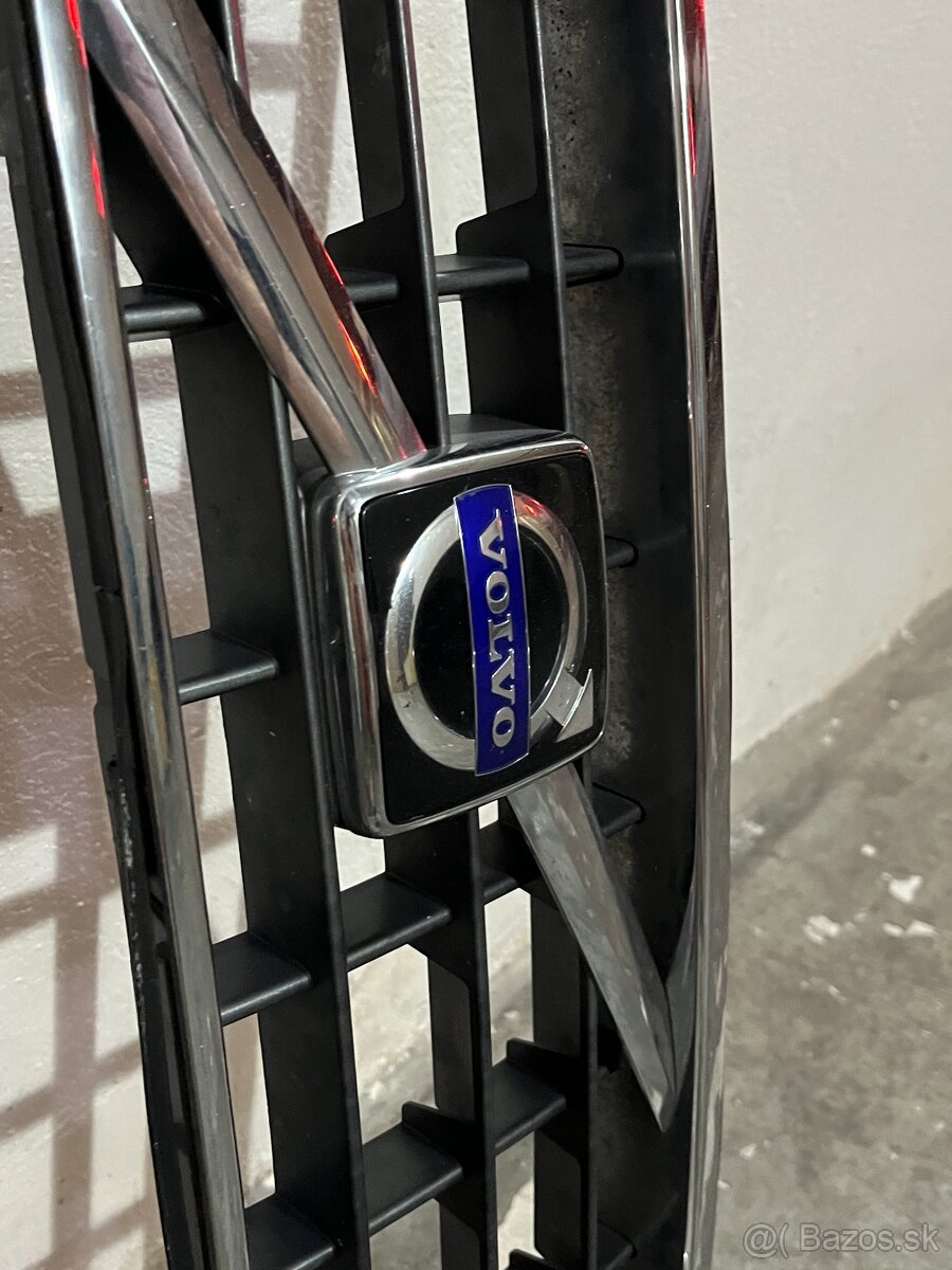 Volvo XC90 predná maska 2008 - 4