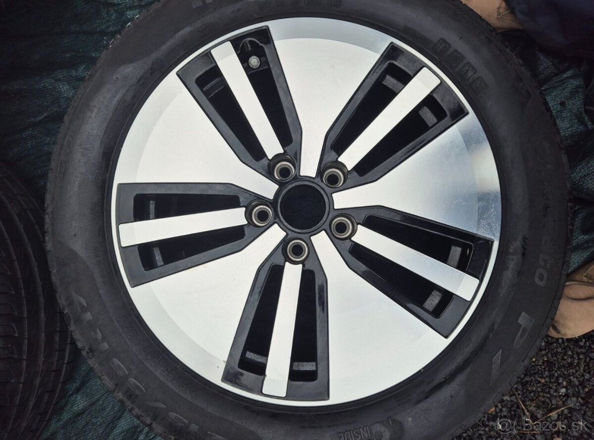 Letní sada Volkswagen E Passat B8 R17 ET40 - 4