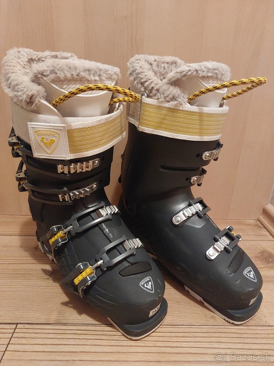 Predám lyžiarky Rossignol – veľkosť 24,5 - 4