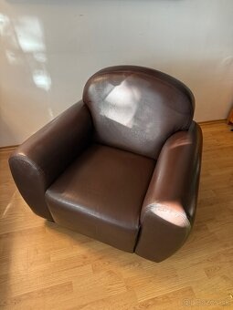 Predám masívne kožené kreslo - 4