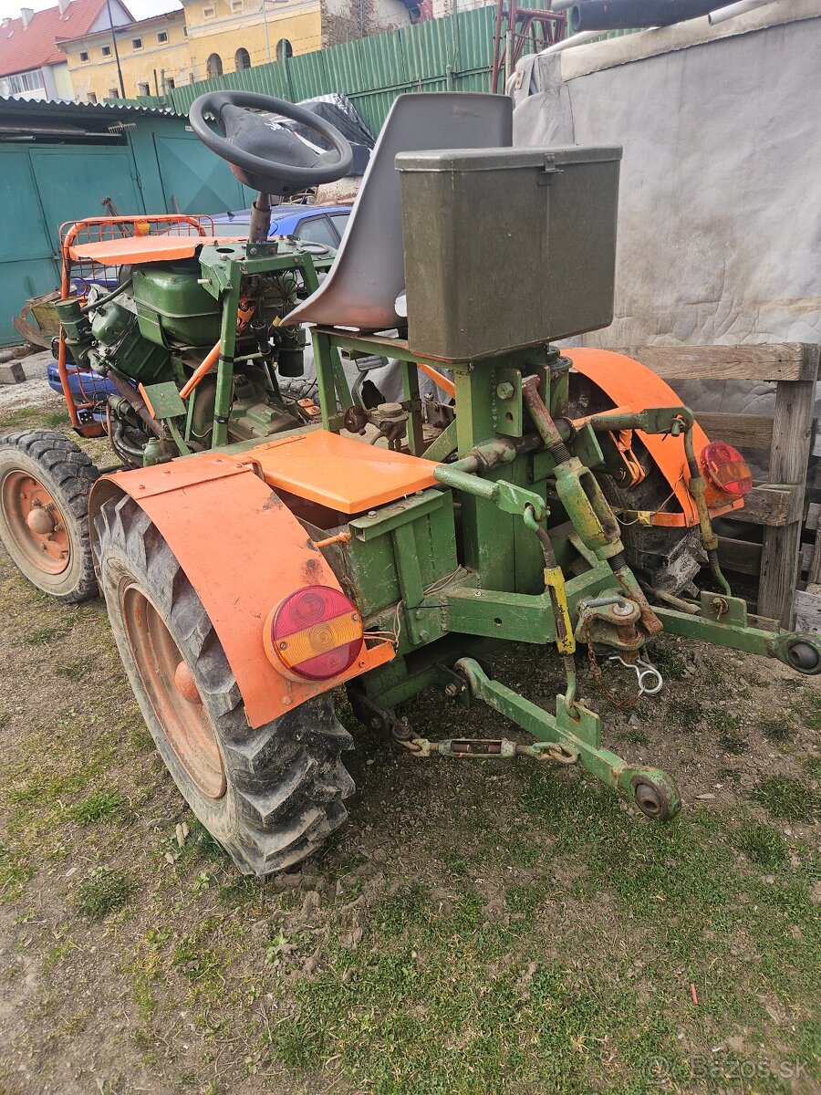 Predam malotraktor dvojvalec nafta - 4