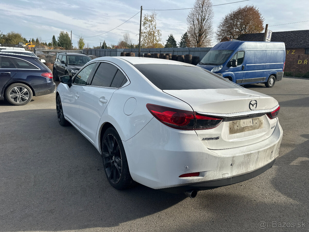 364. MAZDA 6 GJ SEDAN / 2.2 DIESEL / SH30 / 2014 - 4