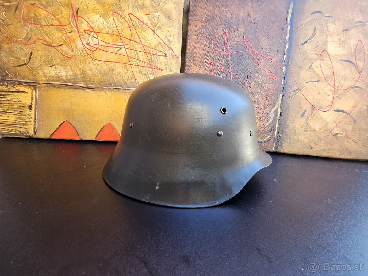 Španielska prilba M1942 - 4