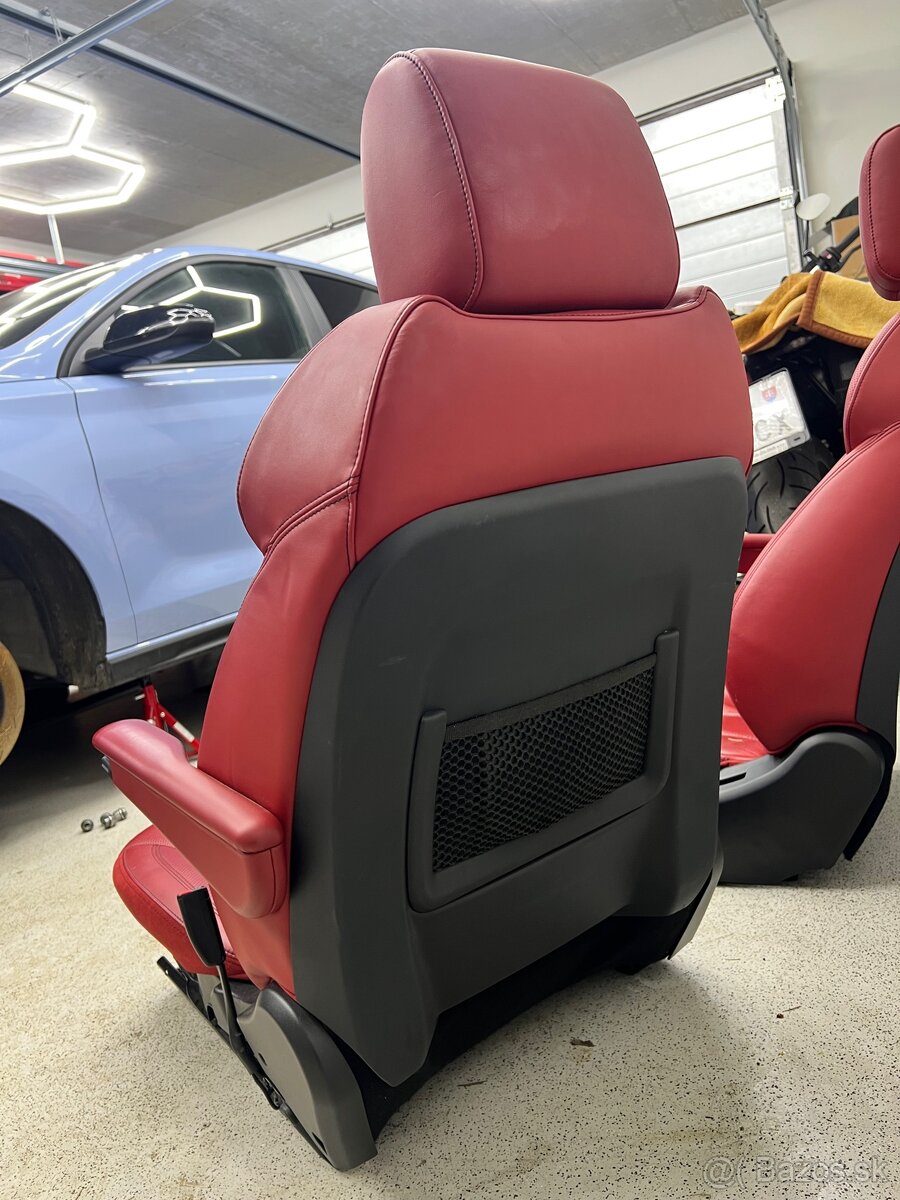 Sedačky do auta - 4