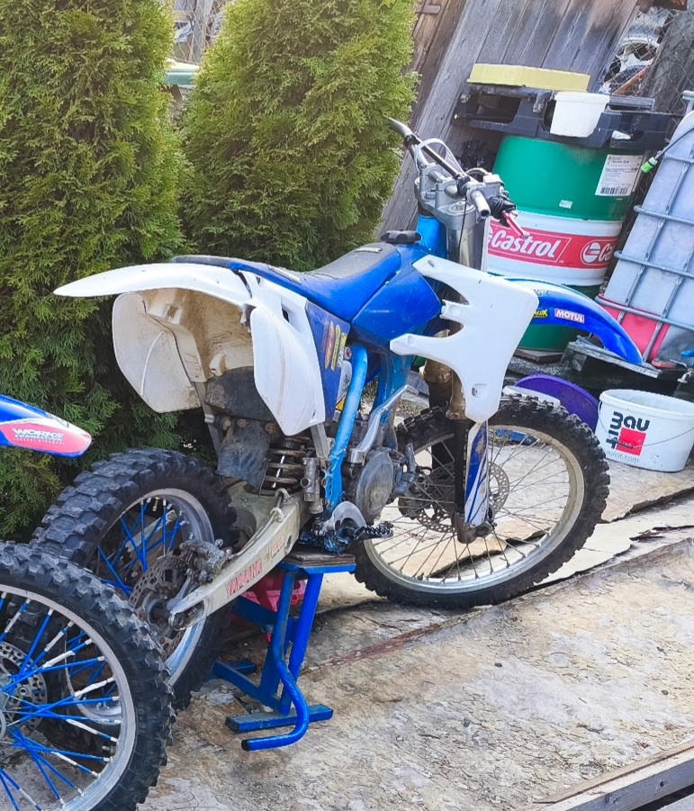 Yamaha yzf 450 - 4