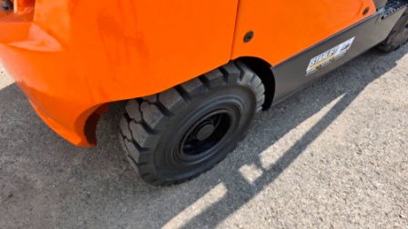 DOOSAN D25S-7 - 4