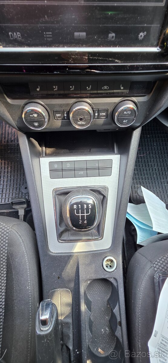Skoda Octavia 3 combi - 4