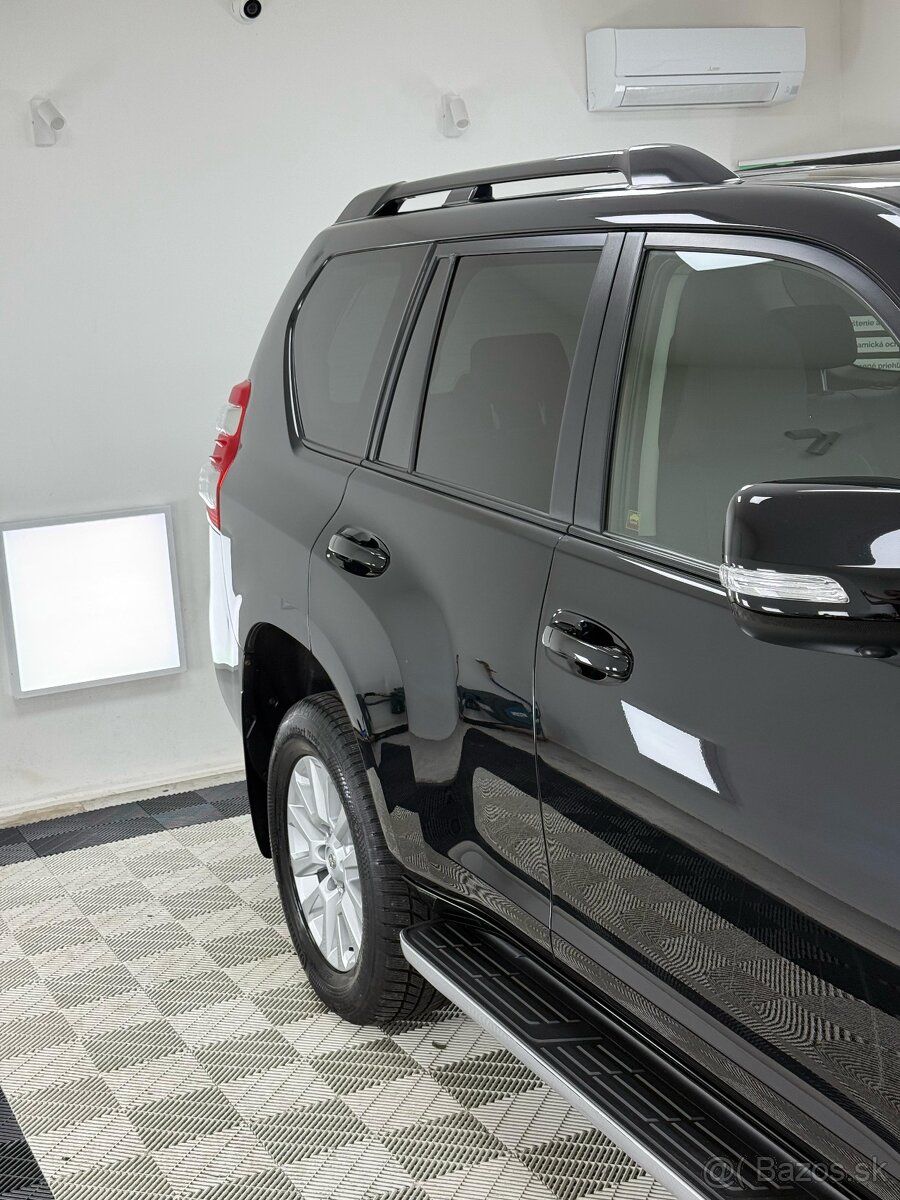 Toyota Land Cruiser 2.8 D-4D Executive A/T