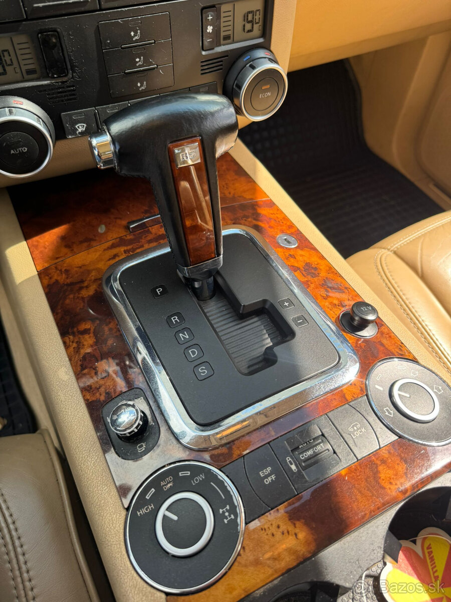 Volkswagen Touareg 2.5 TDI – 1. majitel, perfektní stav - 4