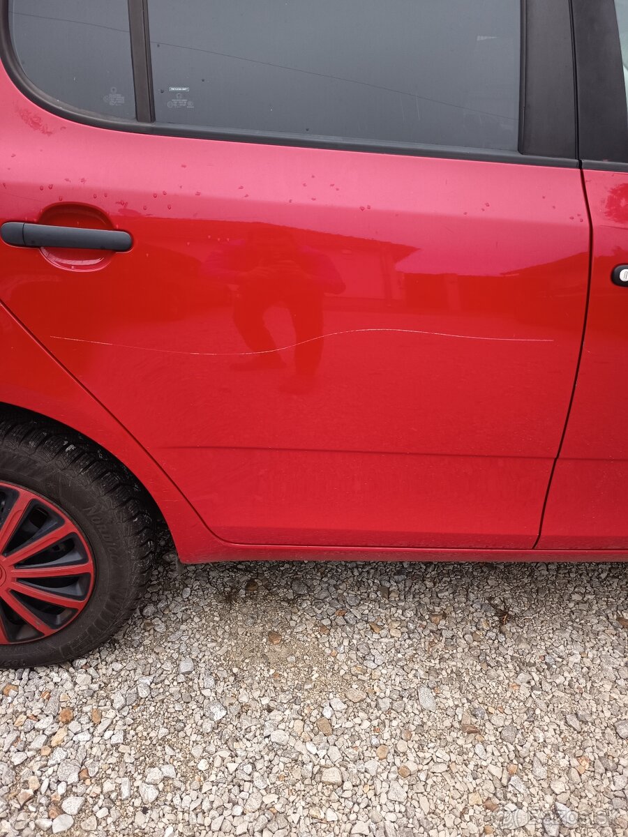 Predám škodu Fabia 2 - 4