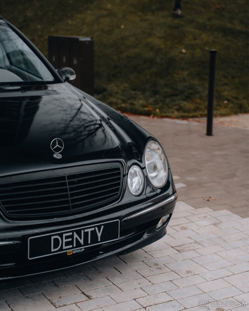 Mercedes-Benz S211 E270 CDI (2004) - 4