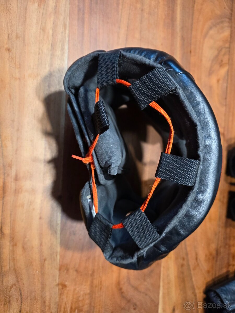Boxérska celotvárová helma - 4