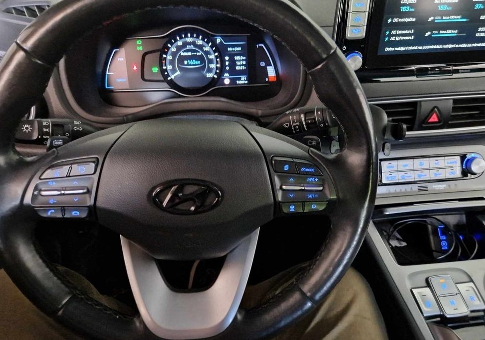 Hyundai Kona EV - 4