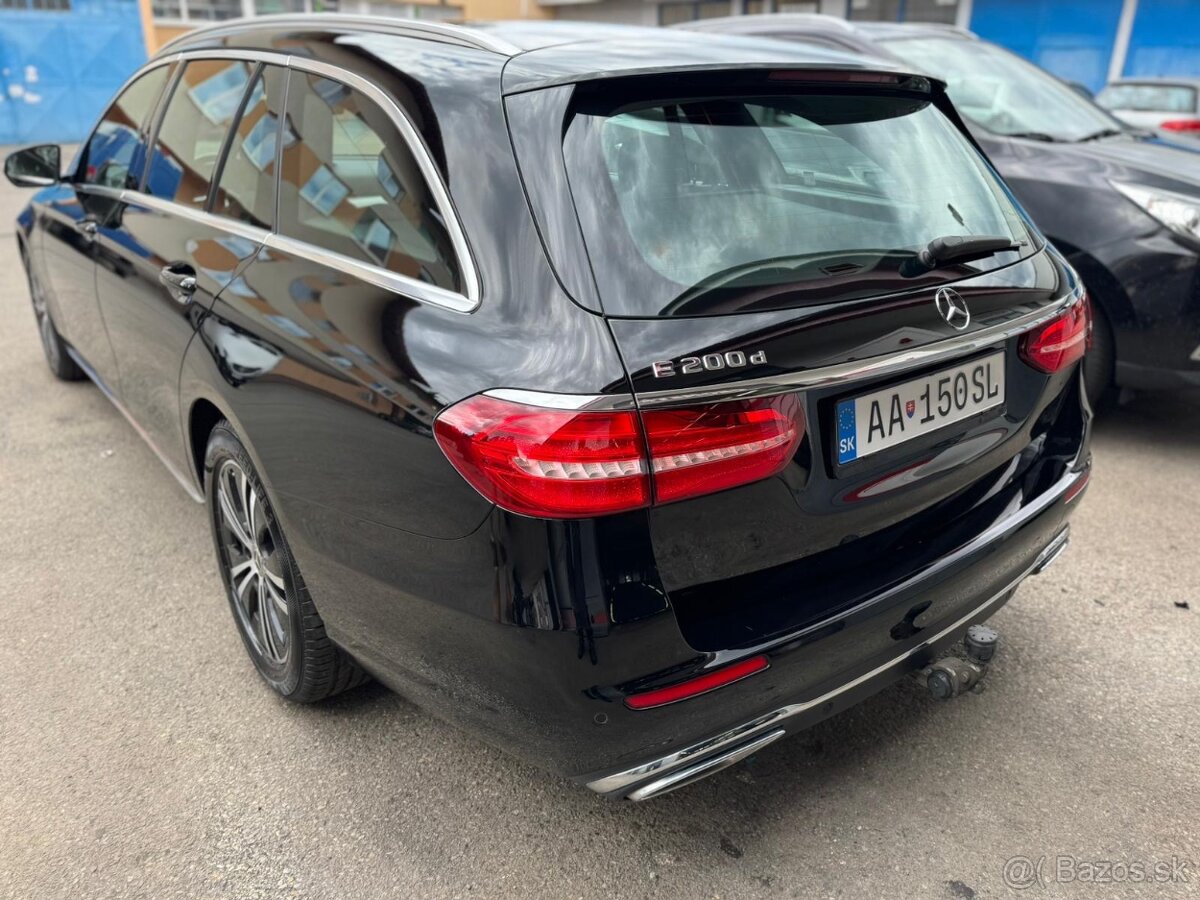 Predám Mercedes Benz E200d - 4