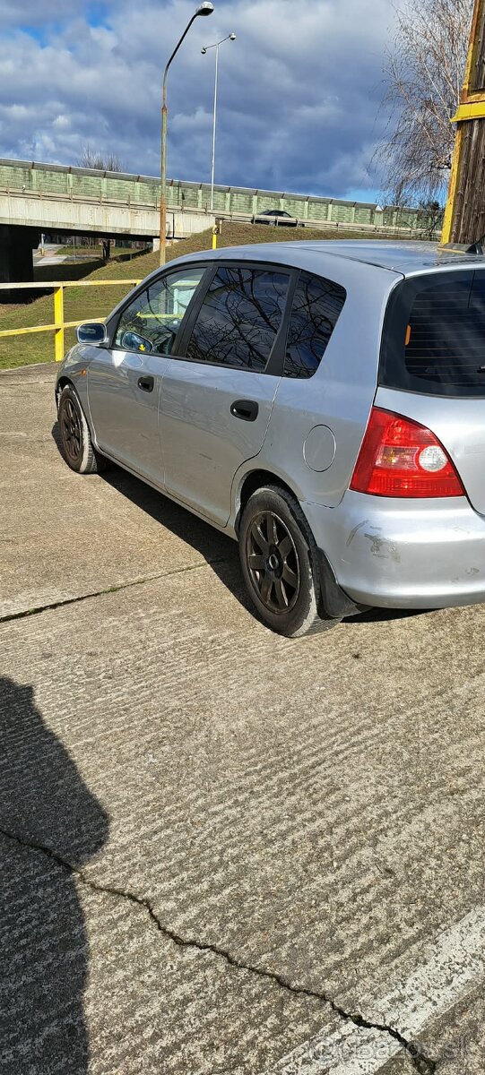 Predám Honda Civic 1.6 VTEC - 4