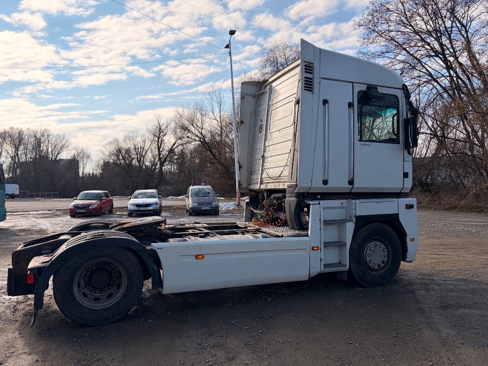RENAULT MAGNUM DXI 520 EEV 2ks - 4